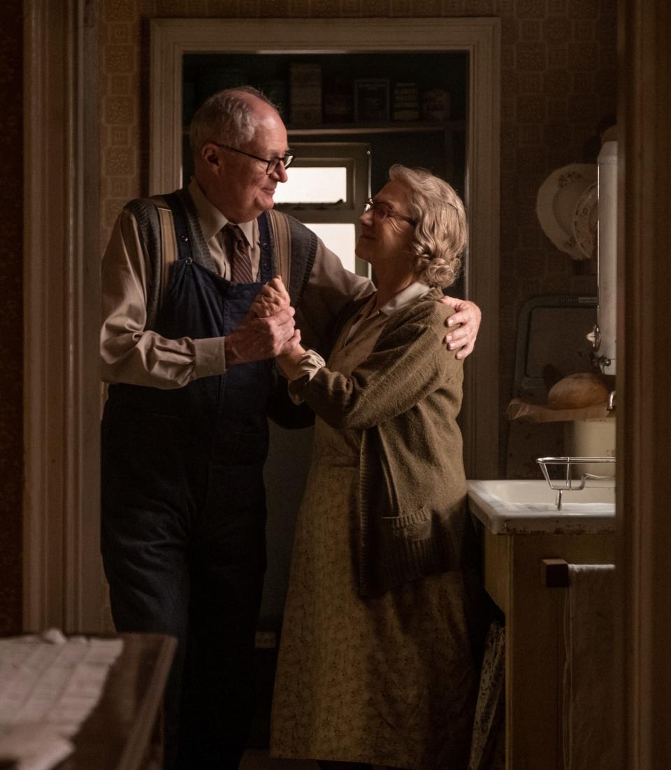 Jim Broadbent, left, and Helen Mirren in a scene from "The Duke."