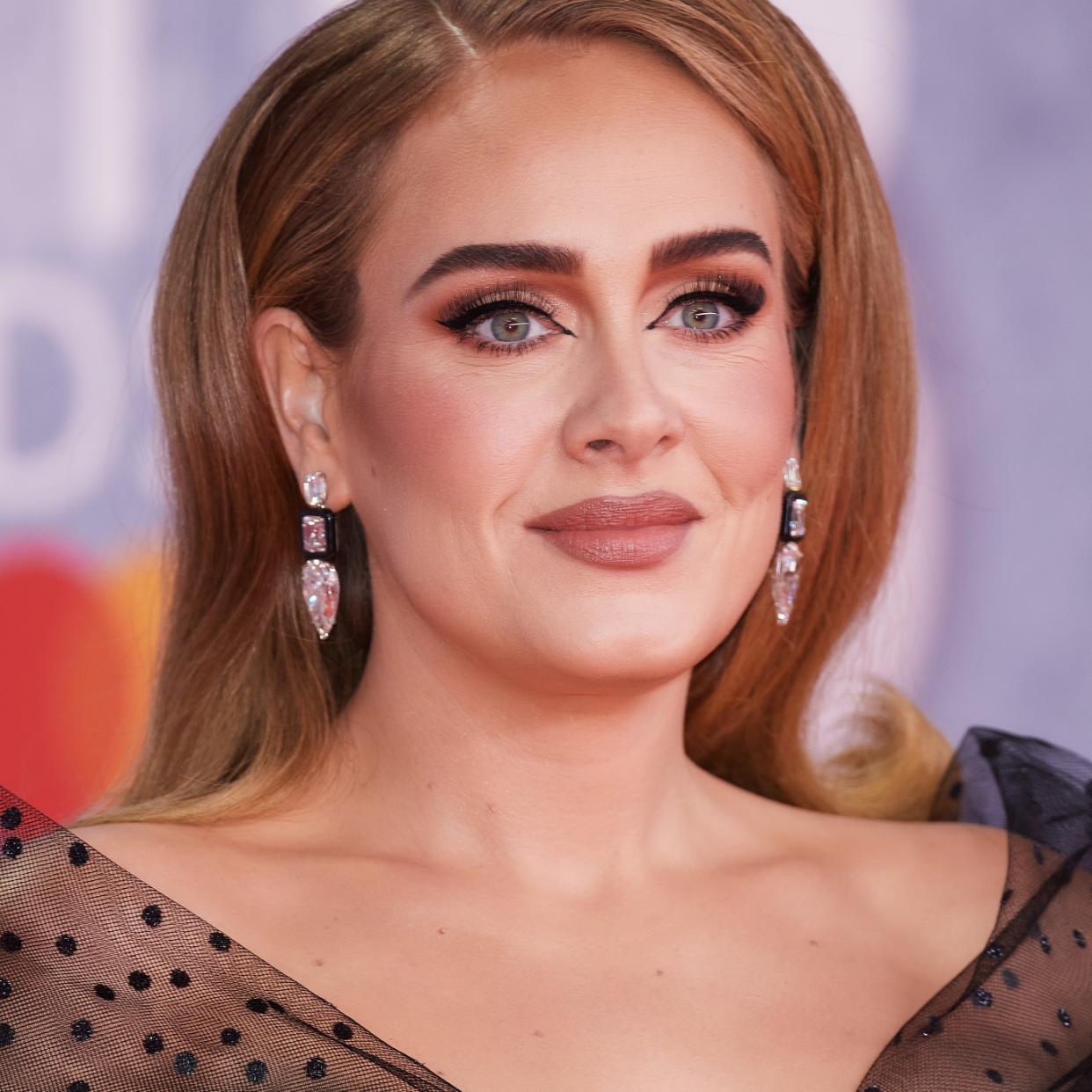  Adele 