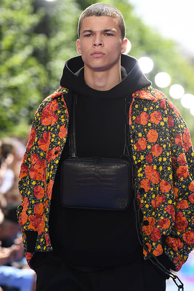 <p>Compacto, discreto, pero llevado al frente. Louis Vuitton lo muestra todo. Foto: Pascal Le Segretain/Getty Images </p>