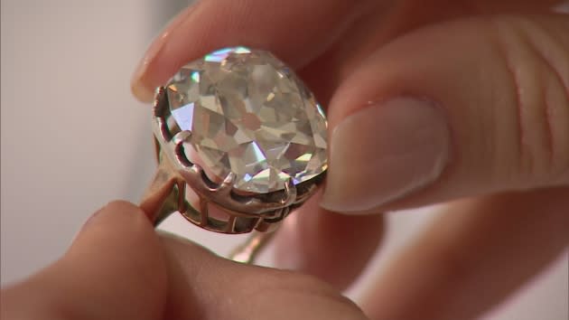 Ring bought at car boot sale expected to fetch £350k