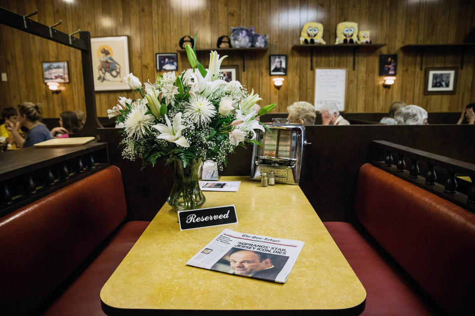 Fans Pay Homage To James Gandolfini At Restaurant Where Soprano's Finale Filmed (Andrew Burton / Getty Images)