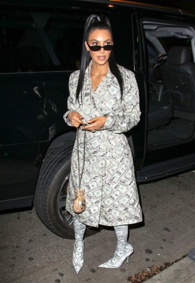 Fashion Jackpot! Kim Kardashian's Dollar Bill-Print Trench and