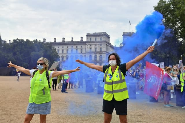 NHS national pay protest