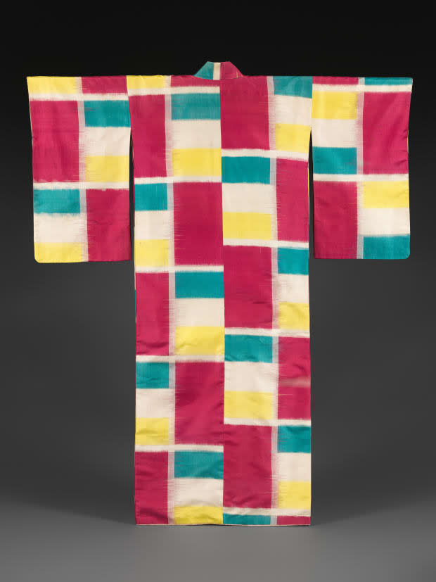 A meisen kimono with large checkered pattern, <em>ca. 1930s, from the </em>Shōwa period (1926 - 1989).<p>Photo: Courtesy of The Metropolitan Museum of Art</p>