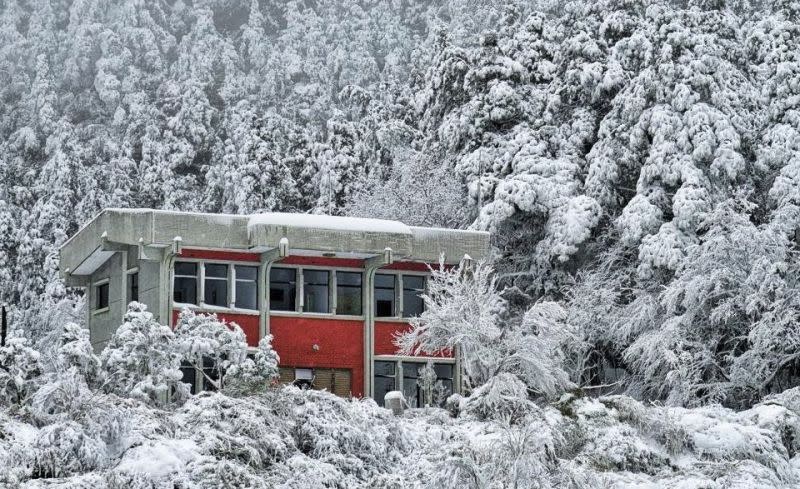 &lt;p&gt; An abandoned police station situated near the Taipingshan National Park became a pretty picture in the snowfall. (Photo courtesy of &#x00300a;&#x006df1; &#x002027; &#x0065c5;&#x00884c;&#x00300b;) &lt;/p&gt;
