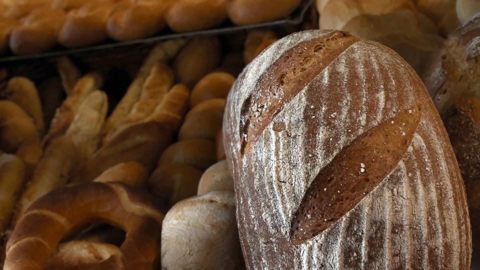 Preise für Brot und Brötchen überdurchschnittlich gestiegen. (Bild: Karl-Josef Hildenbrand/dpa)