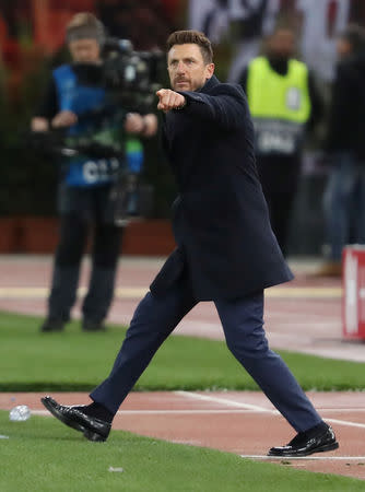 FILE PHOTO - Soccer Football - Champions League - Group Stage - Group G - AS Roma v Real Madrid - Stadio Olimpico, Rome, Italy - November 27, 2018 Roma coach Eusebio Di Francesco gestures REUTERS/Tony Gentile