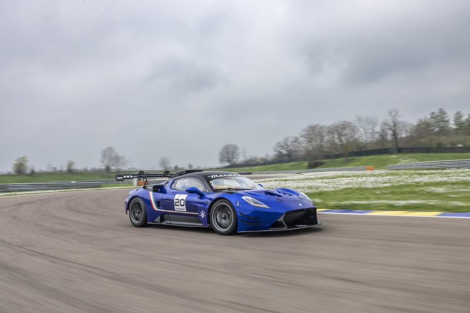 maserati gt2 track drive