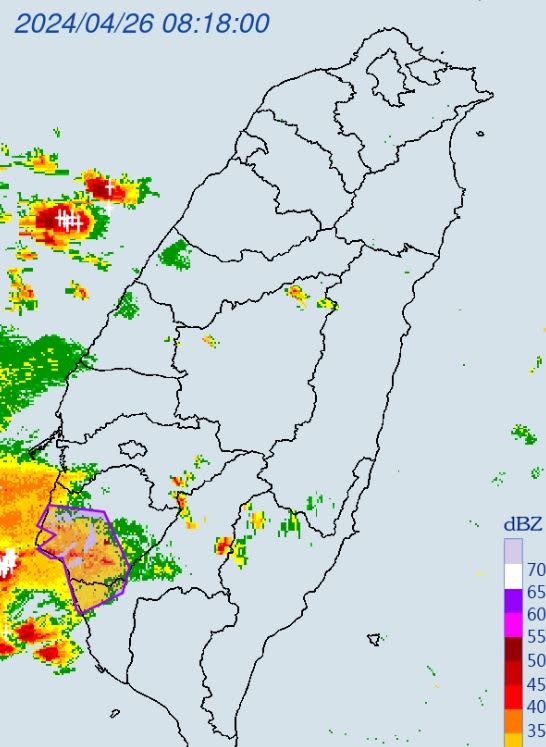 中央氣象署針對「台南市、高雄市」發布大雷雨即時訊息。（圖／中央氣象署）