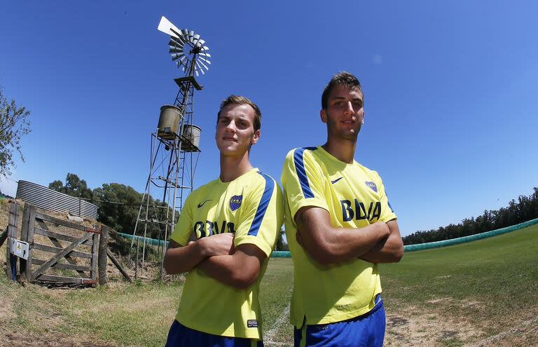 Tomás Pochettino, junto al uruguayo Rodrigo Bentancur en una pretemporada con la primera de Boca