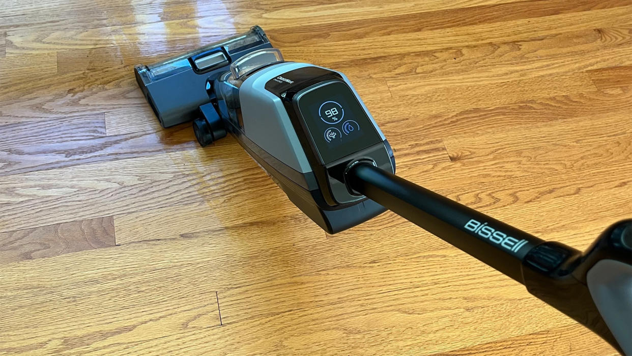  Bissell CrossWave OmniForce mopping. 