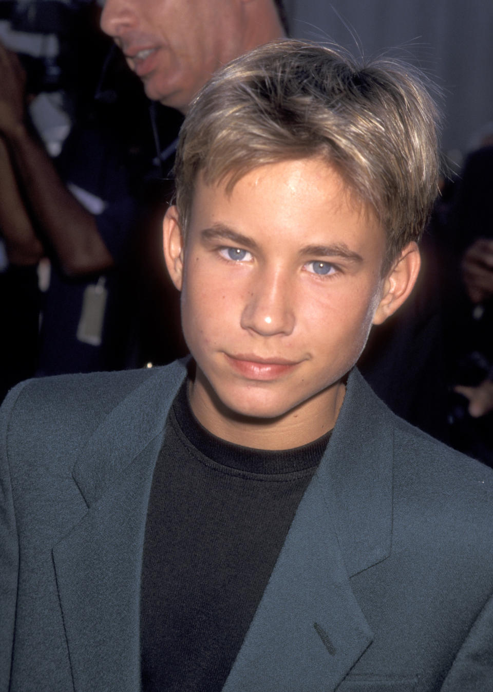 El actor Jonathan Taylor Thomas asiste a los Premios de Cine Familiar de 1996 el 22 de agosto de 1996 en CBS Studios en Los Ángeles, California. (Foto de Ron Galella, Ltd./Colección Ron Galella a través de Getty Images)