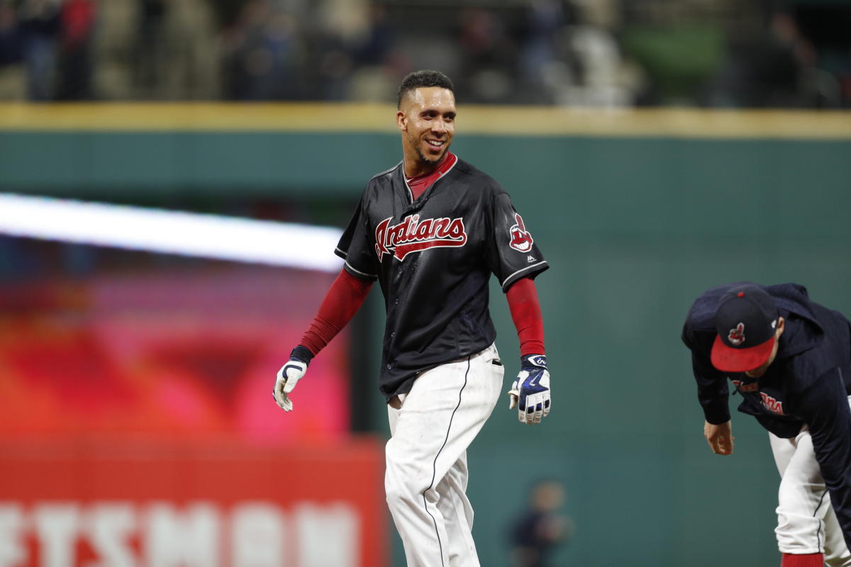 Sources: Astros improve outfield, agree to 2-year deal with Michael Brantley