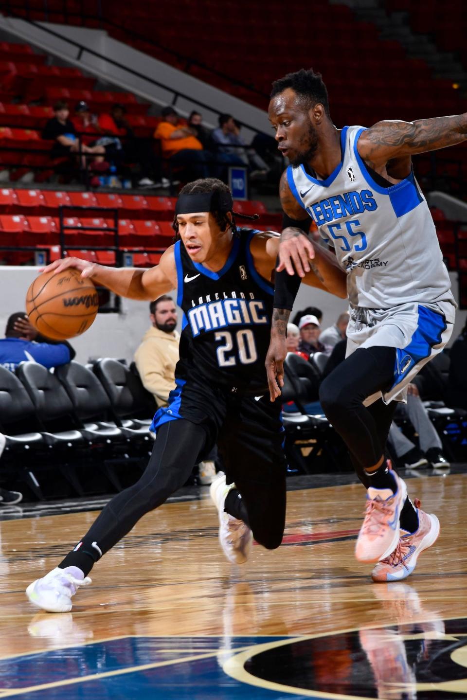 RJ Hampton, left, of the Lakeland Magic scored 36 points in a contest vs. Motor City on Monday.