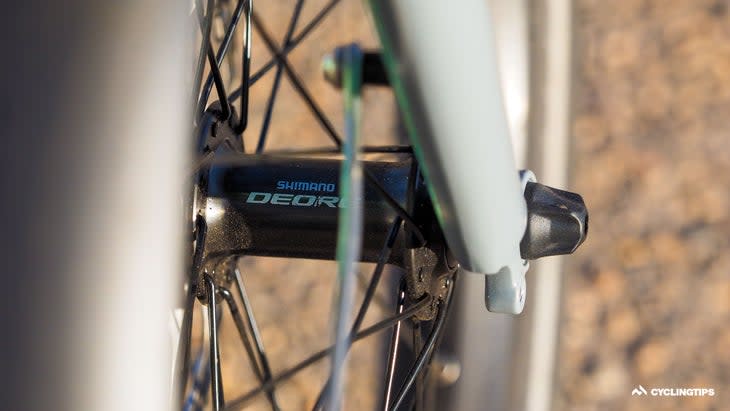 <span class="article__caption">The Shimano Deore front hub won’t be viewed as a premium component by many, but in reality, it’s exceptionally well sealed, supremely durable, and will last for decades with proper maintenance.</span> (Photo: James Huang)