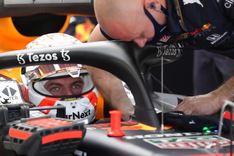 El piloto de Red Bull, Max Verstappen, antes de la carrera de clasificación del GP de México.