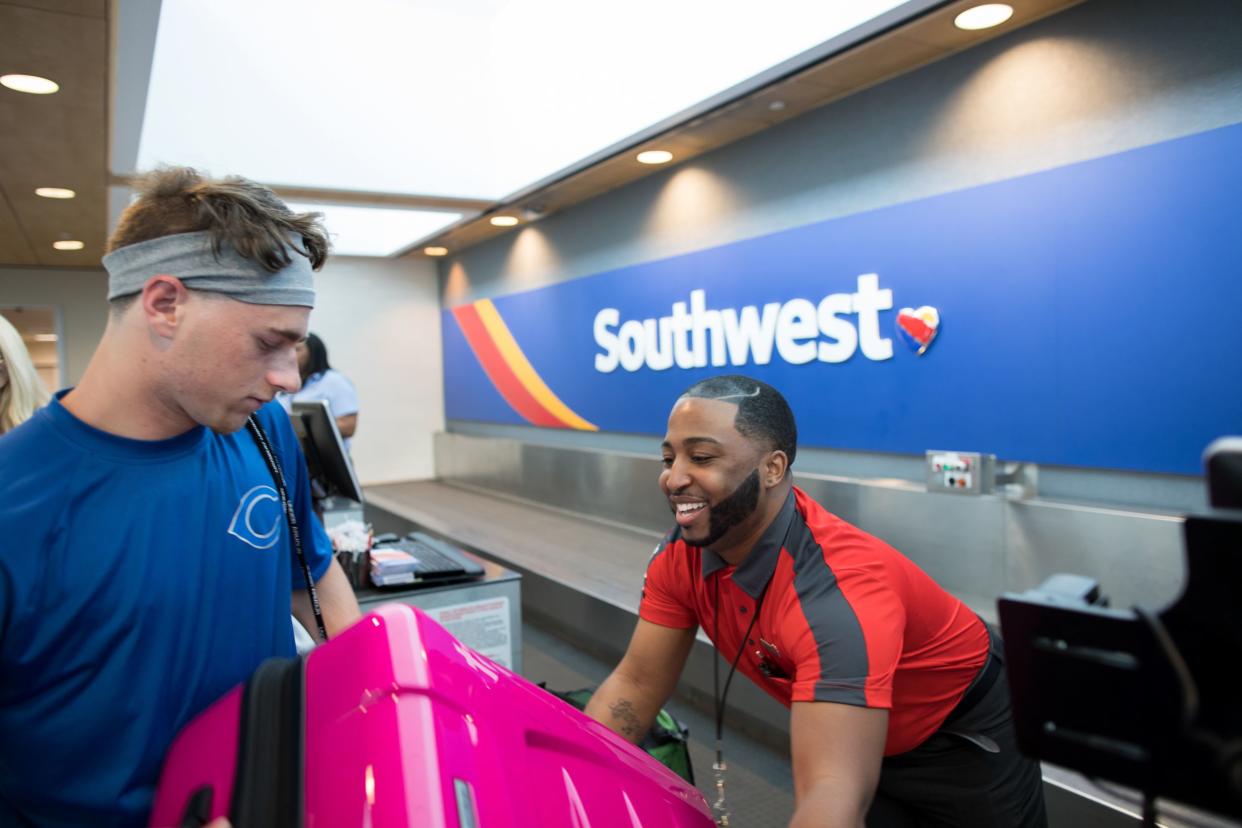 southwest passenger checking bag