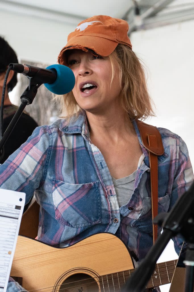 Renee Zellweger performs in Austin, Texas