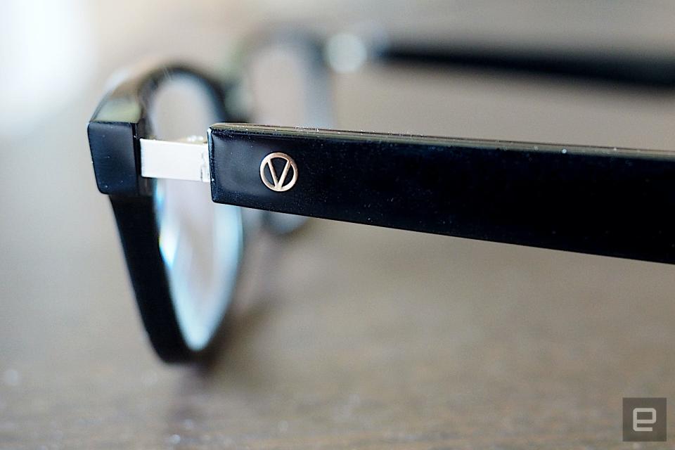 Vue Lite smart glasses