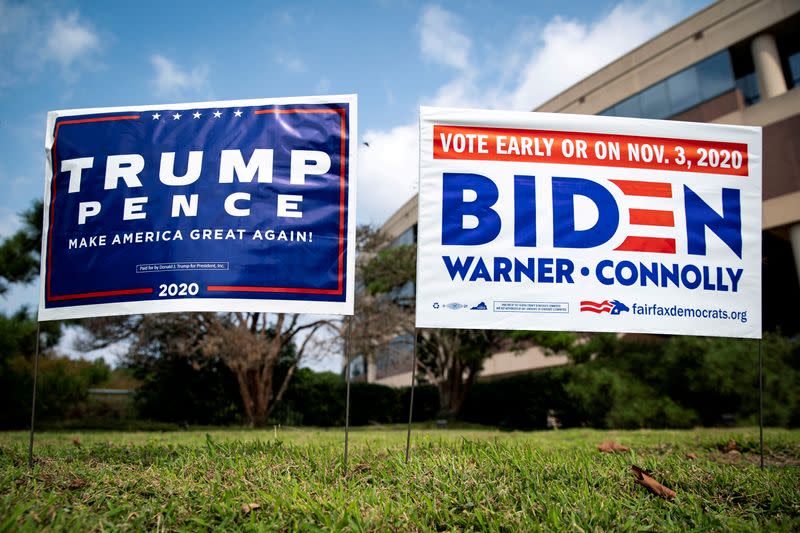 FILE PHOTO: FILE PHOTO: People vote at an early voting site in Fairfax, Virginia