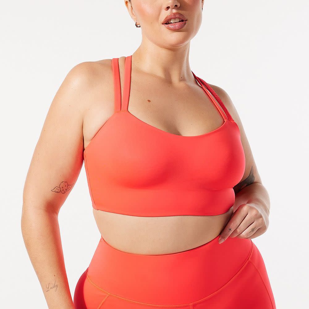 <p><a href="https://go.redirectingat.com?id=74968X1596630&url=https%3A%2F%2Fwww.savagex.com%2Fshop%2Fon-rihpeat-low-impact-sports-bra-sv2355620-7493-15597312&sref=https%3A%2F%2Fwww.elle.com%2Ffashion%2Fshopping%2Fa43826027%2Fbest-plus-size-clothing-stores%2F" rel="nofollow noopener" target="_blank" data-ylk="slk:Shop Now;elm:context_link;itc:0;sec:content-canvas" class="link rapid-noclick-resp">Shop Now</a></p><p>On Rihpeat Low-Impact Sports Bra</p><p>savagex.com</p><p>$19.98</p>