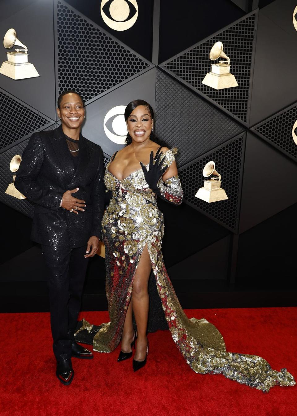 jessica betts and niecy nash at 66th grammy awards