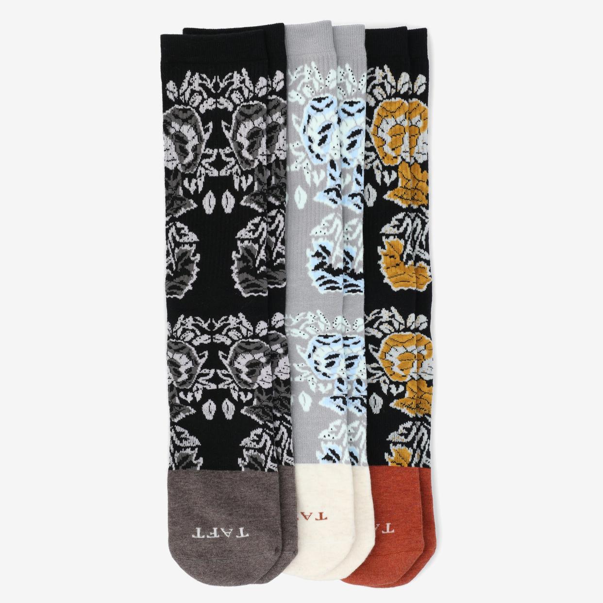<p><a href="https://go.redirectingat.com?id=74968X1596630&url=https%3A%2F%2Ftaftclothing.com%2Fproducts%2Ftaft-socks-in-eden-3-pack&sref=https%3A%2F%2Fwww.goodhousekeeping.com%2Fholidays%2Fgift-ideas%2Fg60648453%2Fgifts-for-dads-who-want-nothing%2F" rel="nofollow noopener" target="_blank" data-ylk="slk:Shop Now;elm:context_link;itc:0;sec:content-canvas" class="link rapid-noclick-resp">Shop Now</a></p><p>Taft Socks</p><p>taftclothing.com</p><p>$40.00</p><span class="copyright">Taft</span>