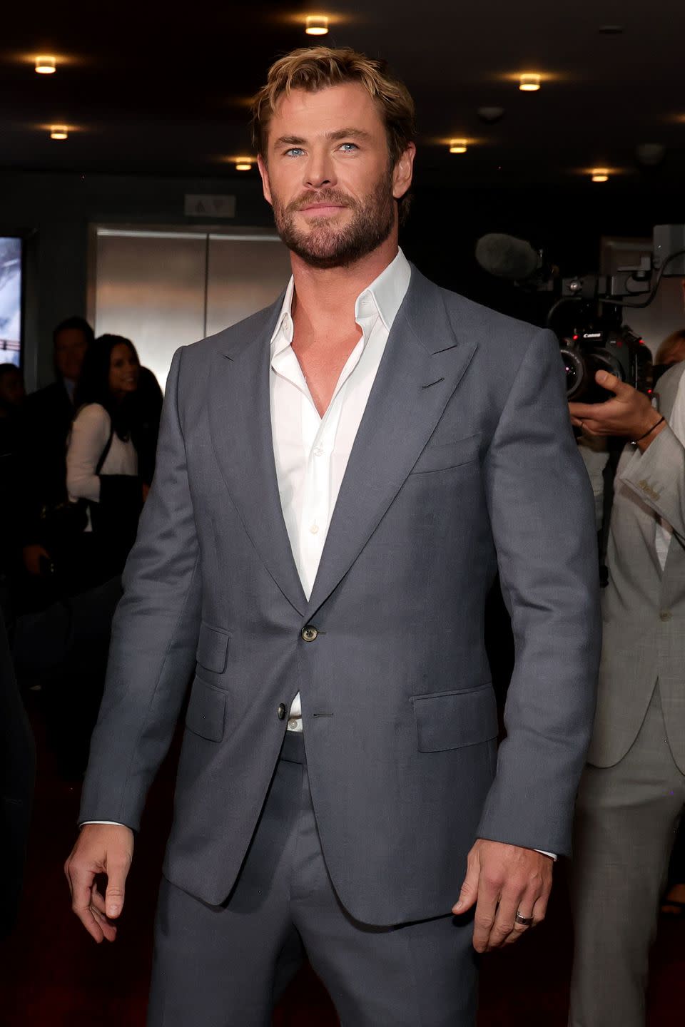 chris hemsworth