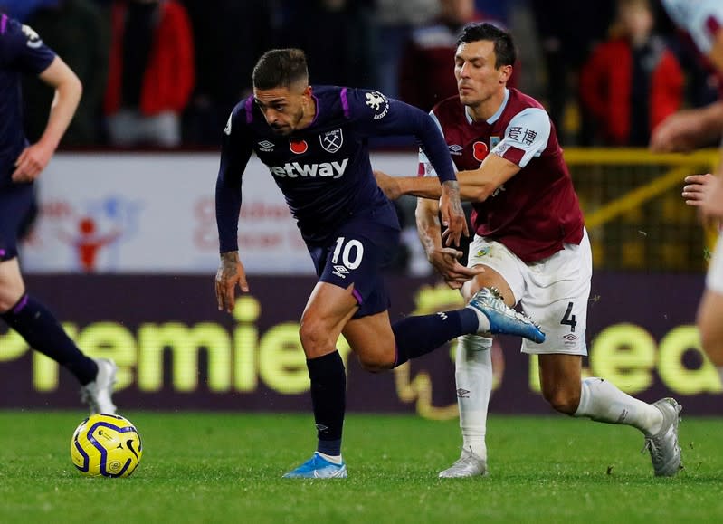 Premier League - Burnley v West Ham United