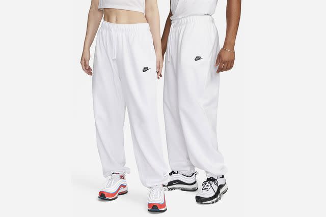 <p>Nike</p>