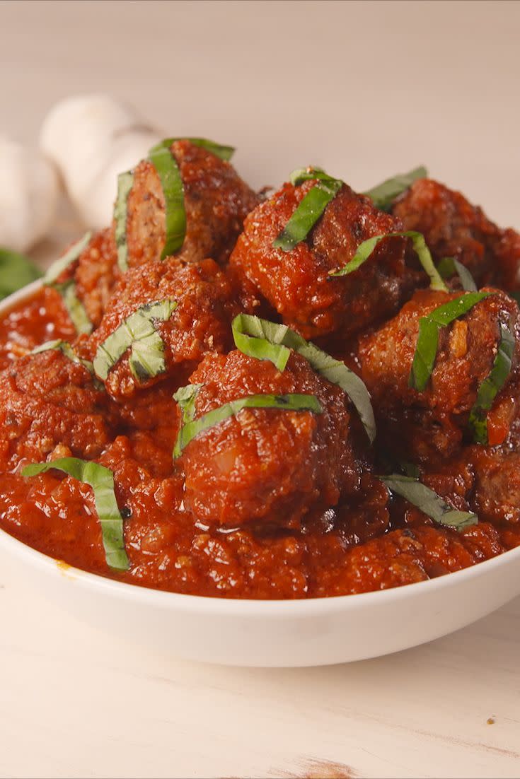 Slow-Cooker Paleo Meatballs