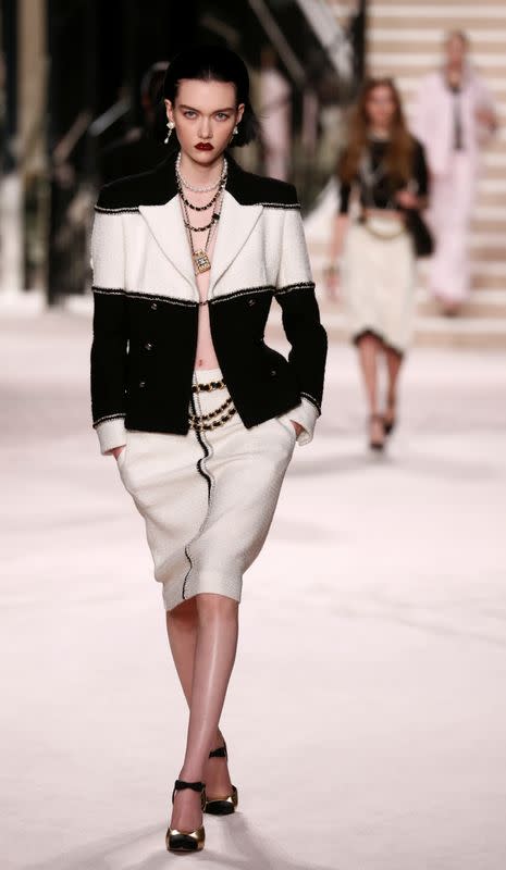 Chanel Metiers D'Art fashion Show