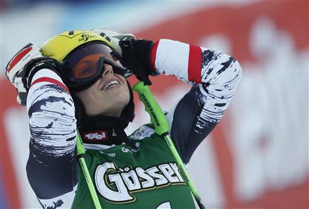 Austria's Anna Fenninger celebrates after winning the women's giant slalom World Cup race in the Tyrolean ski resort of Lienz December 28, 2013. REUTERS/Leonhard Foeger