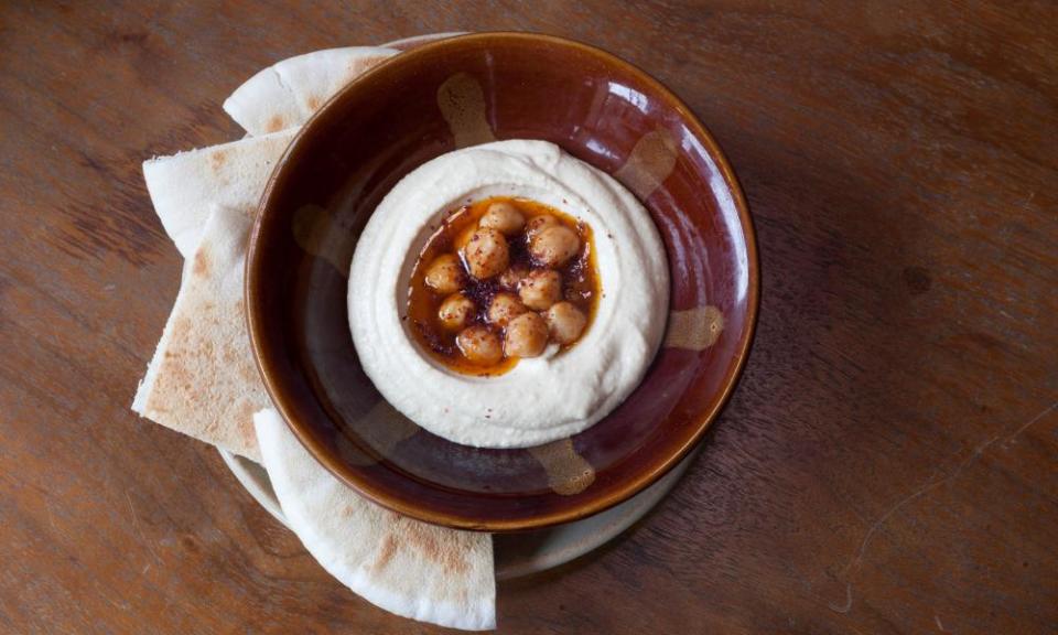 ‘Coarse and smoky’: hummus and spiced chickpeas.