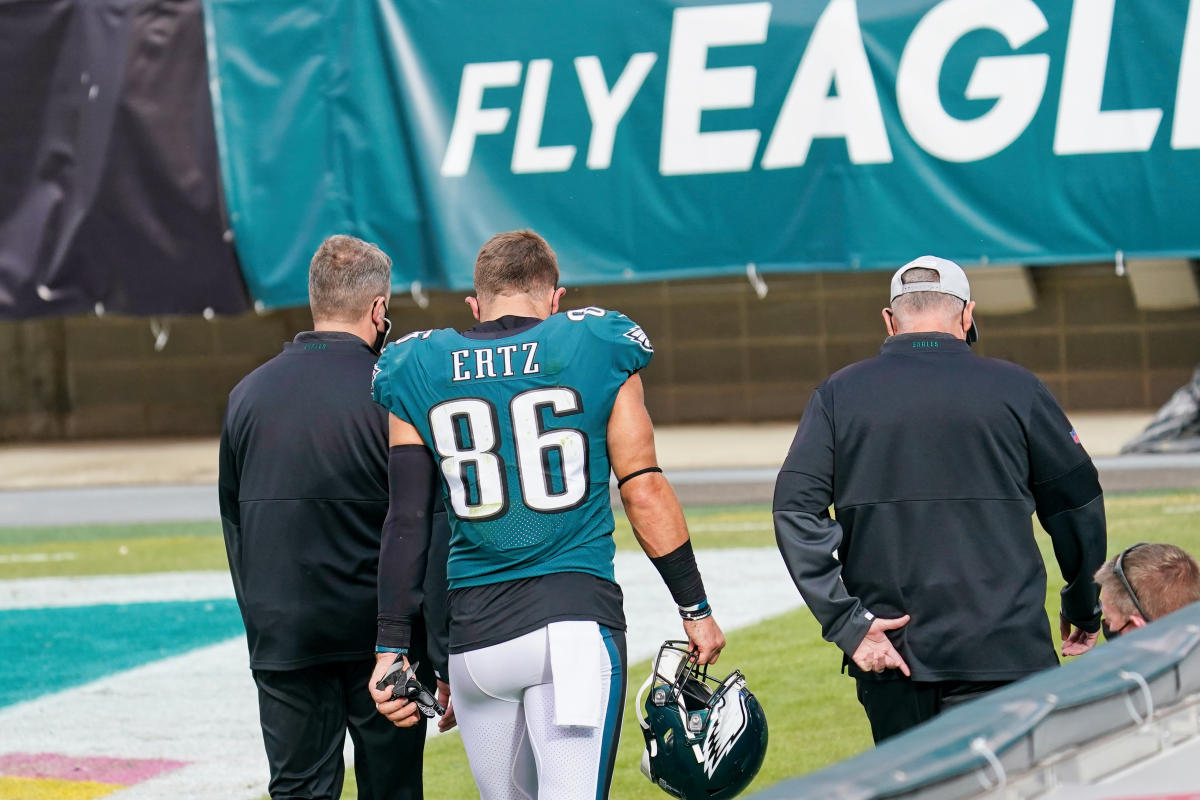 Zach Ertz, Lane Johnson among injured Eagles getting 'better