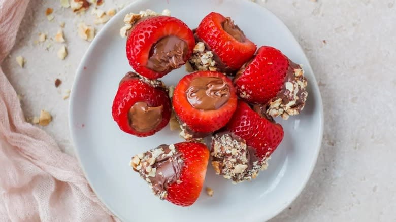 strawberries stuffed with Nutella