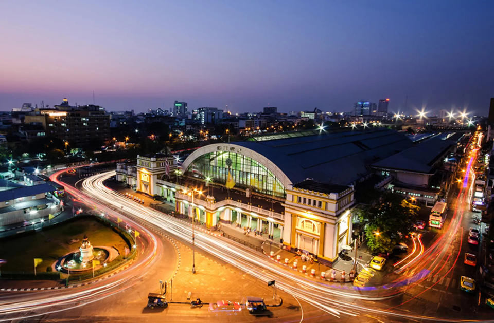 華藍蓬火車站是泰國最古老的車站（圖片來源：網路）