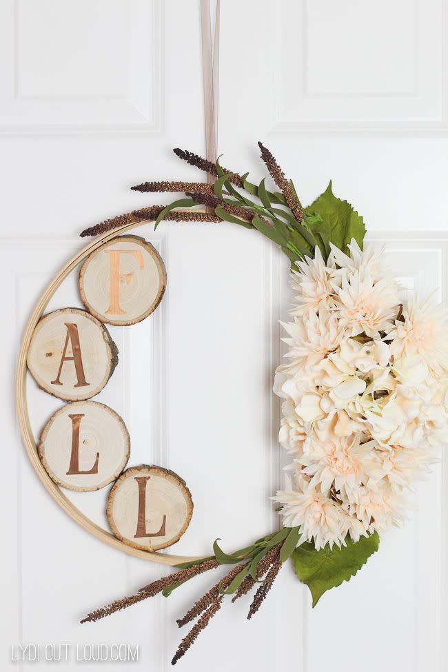 Fall Wood Slice Wreath