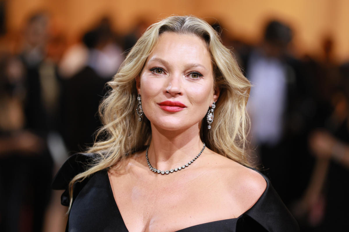 Kate Moss dice que se sintió objetiva, «vulnerable y asustada» mientras filmaba Calvin Klein