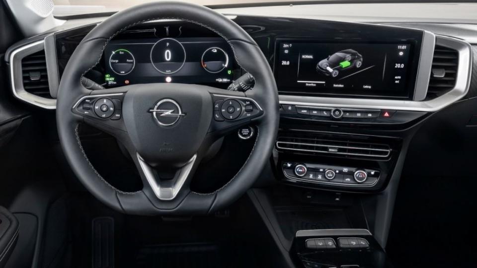 Mokka還擁有12吋數位儀表與10吋中控螢幕內裝的配置。(圖片來源/ Opel)