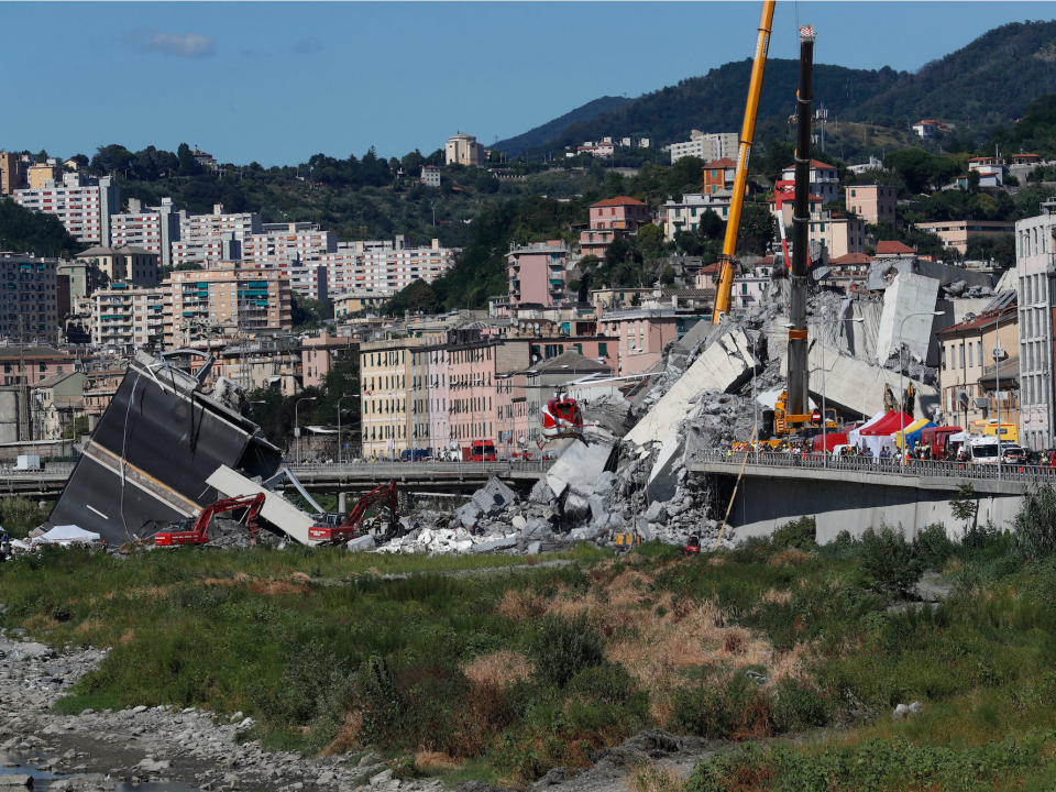 italy bridge collapse 1