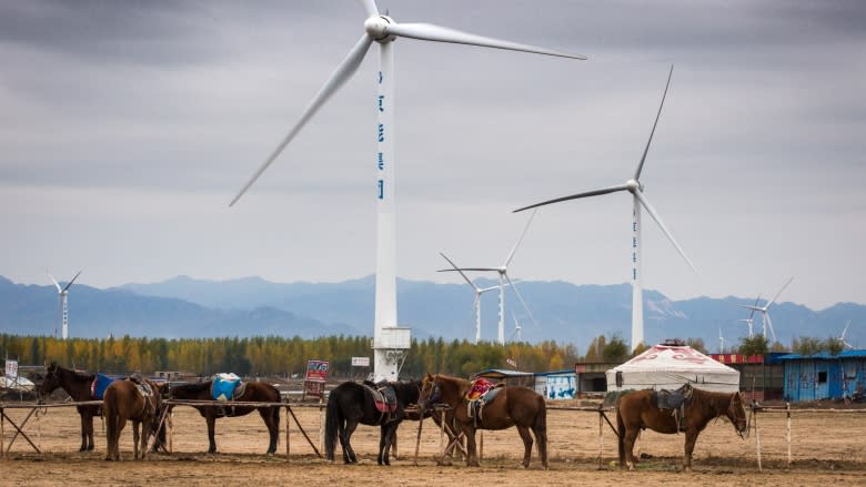 China goes from red-alert pollution to green energy