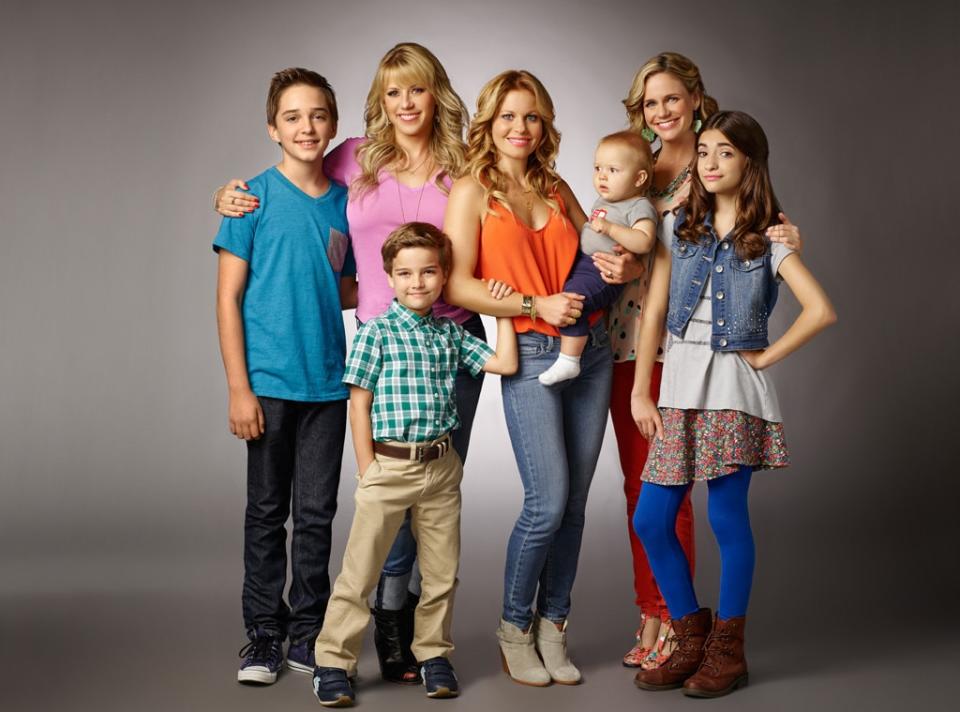<p>17. Like Michelle Tanner on the OG series, the role of D.J.'s infant son Tommy is played by twins <strong>Fox </strong>and<strong> Dashiell Messitt</strong>. And like their predecessors, the boys were experiencing all kinds of firsts on the Netflix hit's set. "When they started at 7 months old, they didn't even know how to crawl. And in the process of doing the show, they started crawling and started walking," their mom, <strong>Kacy Andrews</strong>, told EW. "So a lot of milestones while they were working." </p> <p>18. As the <a href="https://www.eonline.com/news/1023244/everything-we-know-about-felicity-huffman-and-lori-loughlin-s-bribery-allegations" rel="nofollow noopener" target="_blank" data-ylk="slk:college bribery scandal played out;elm:context_link;itc:0;sec:content-canvas" class="link ">college bribery scandal played out</a> and Laurie did not appear as Aunt Becky in <em>Fuller House</em>'s final season. Still, the <em>Fuller House</em> family stuck by their costar. "Where there's a lot of heart, there's a lot of love—and a loving family sticks together no matter what," Candace said while <a href="https://www.youtube.com/watch?v=C8nluTh4Hbc" rel="nofollow noopener" target="_blank" data-ylk="slk:accepting an award with the cast;elm:context_link;itc:0;sec:content-canvas" class="link ">accepting an award with the cast</a> at the 2019 Kids' Choice Awards. "They stick together through the hard times, they support each other, they encourage one another, they pray for each other, and they stand by their side no matter how tough it gets."</p>