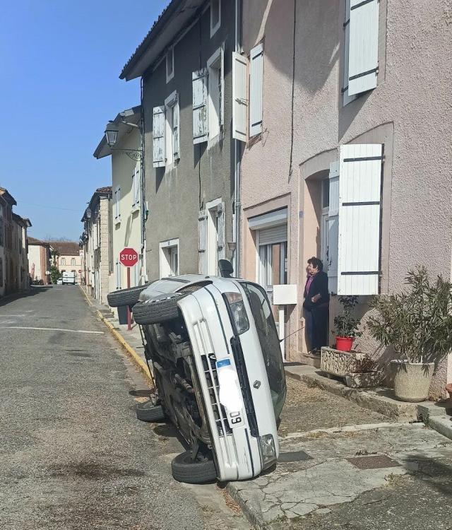 Catalyseur : Des voitures retrouvées sur le flanc ? Que se passe-t-il ?