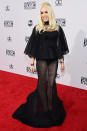 <p>Gwen Stefani's outfit had us a little confused as the singer's red carpet style is usually flawless.</p>