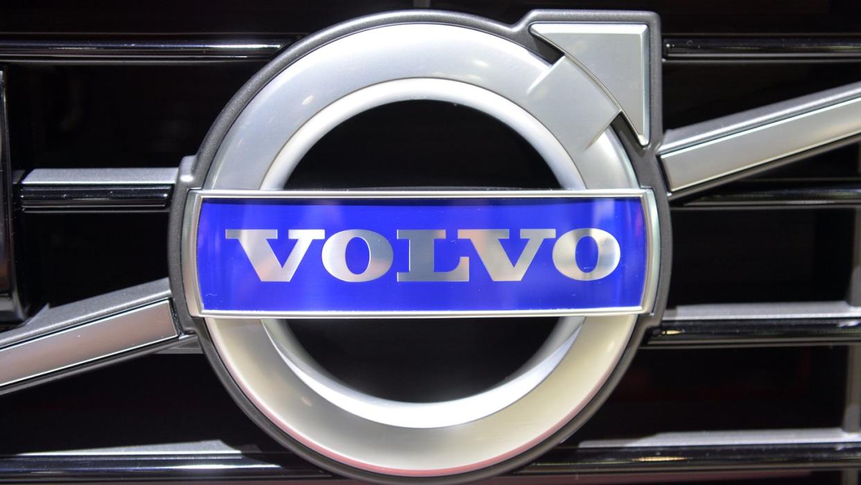 Volvo ruft weltweit 370.000 Autos zurück. Der Grund sind Probleme mit der Motorkühlung.