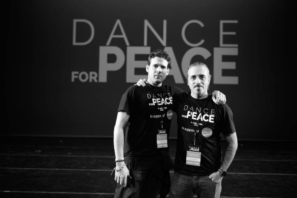 Junto a Carlos Guerra en “Dance for Peace” (Miami, 2019), gala a beneficio de UNICEF, que tuvo lugar en el Miami-Dade County Auditorium.