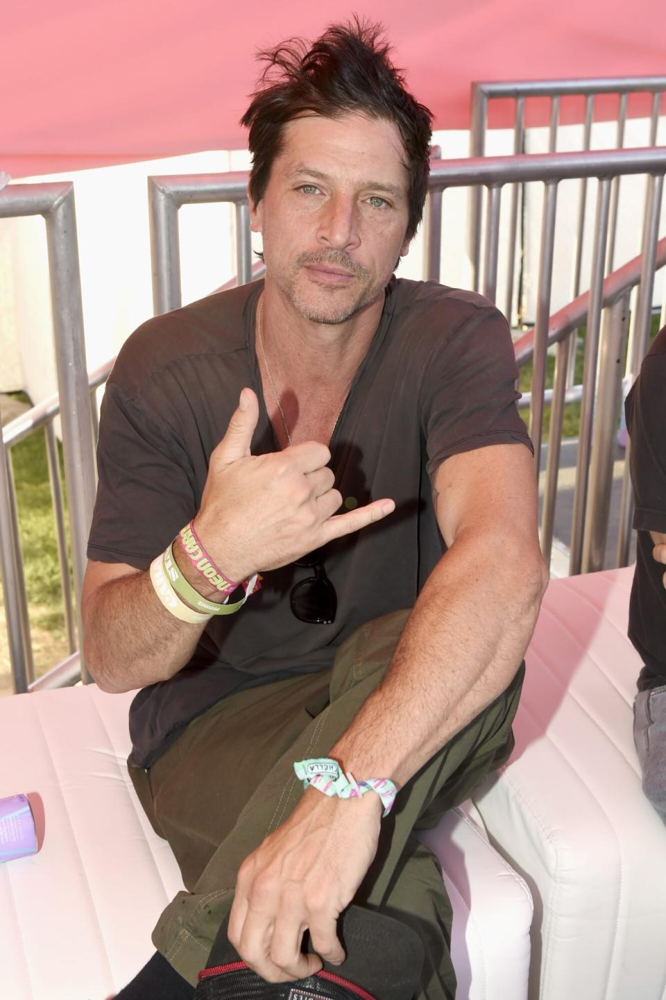 LA QUINTA, CALIFORNIA - APRIL 17: Simon Rex attends the REVOLVE x The h.wood Group Present REVOLVE FESTIVAL at Merv Griffin Estate on April 17, 2022 in La Quinta, California. (Photo by Vivien Killilea/Getty Images for REVOLVE)