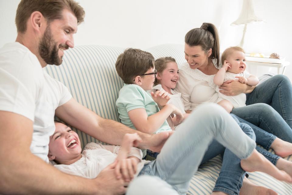 Vier Kinder zu haben, kann teuer werden. (Symbolbild) - Copyright: Johnny Greig/getty images