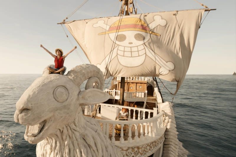 Iñaki Godoy and Emily Rudd sale the seas in "One Piece." Photo courtesy of Netflix